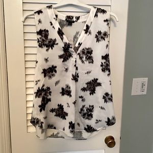 Ann Taylor sleeveless top NWT